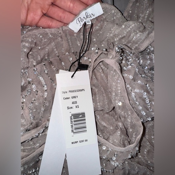 NWT* PARKER Hazel Silk Sequin Top Champagne Grey XS - Picture 9 of 10